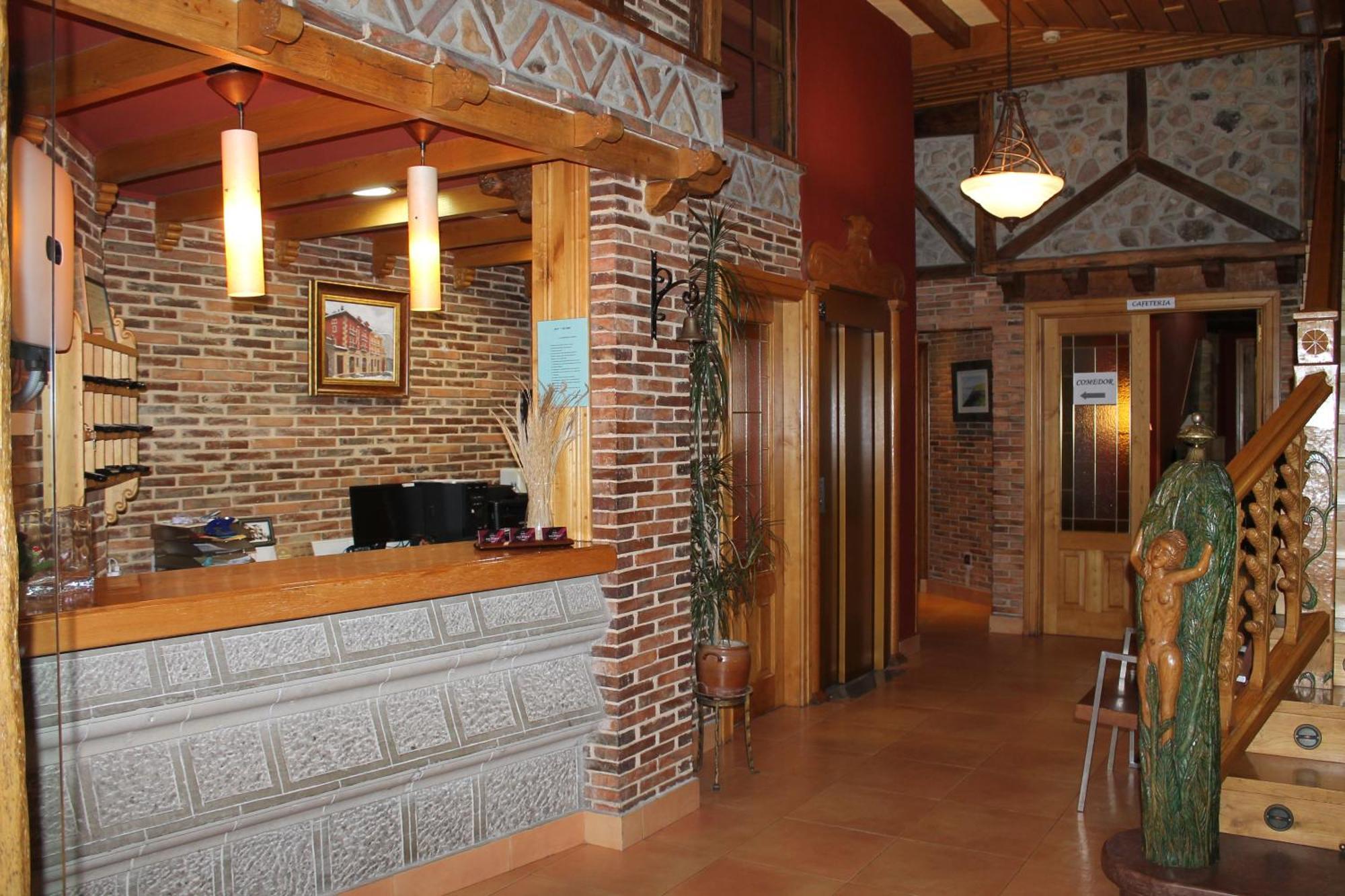 Hotel San Roque رينوسا المظهر الخارجي الصورة