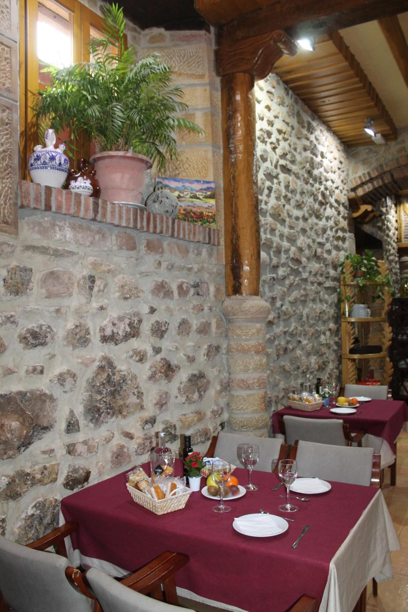 Hotel San Roque رينوسا المظهر الخارجي الصورة
