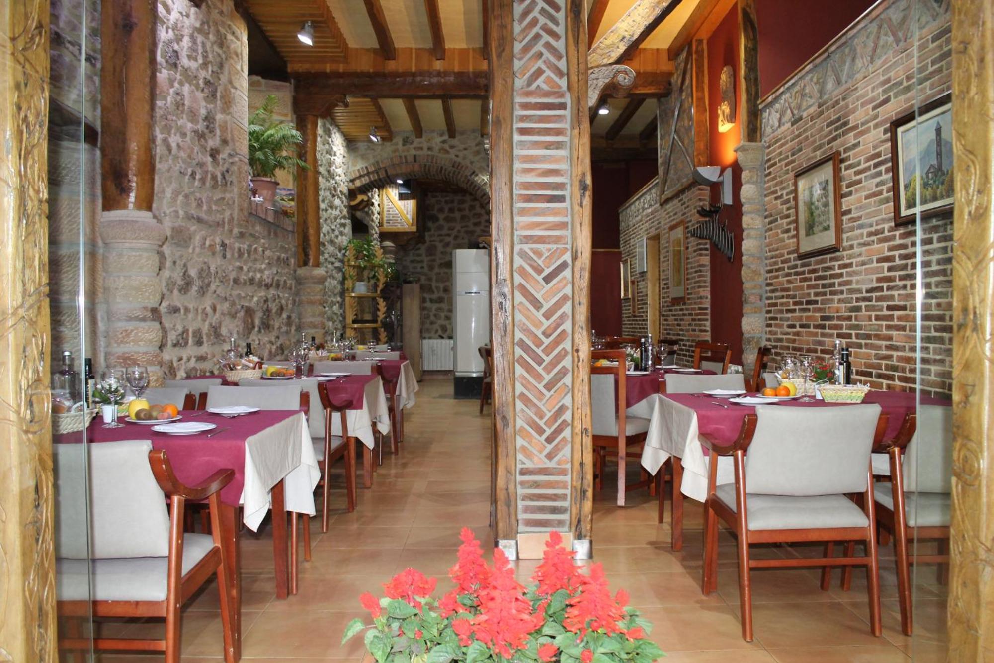Hotel San Roque رينوسا المظهر الخارجي الصورة