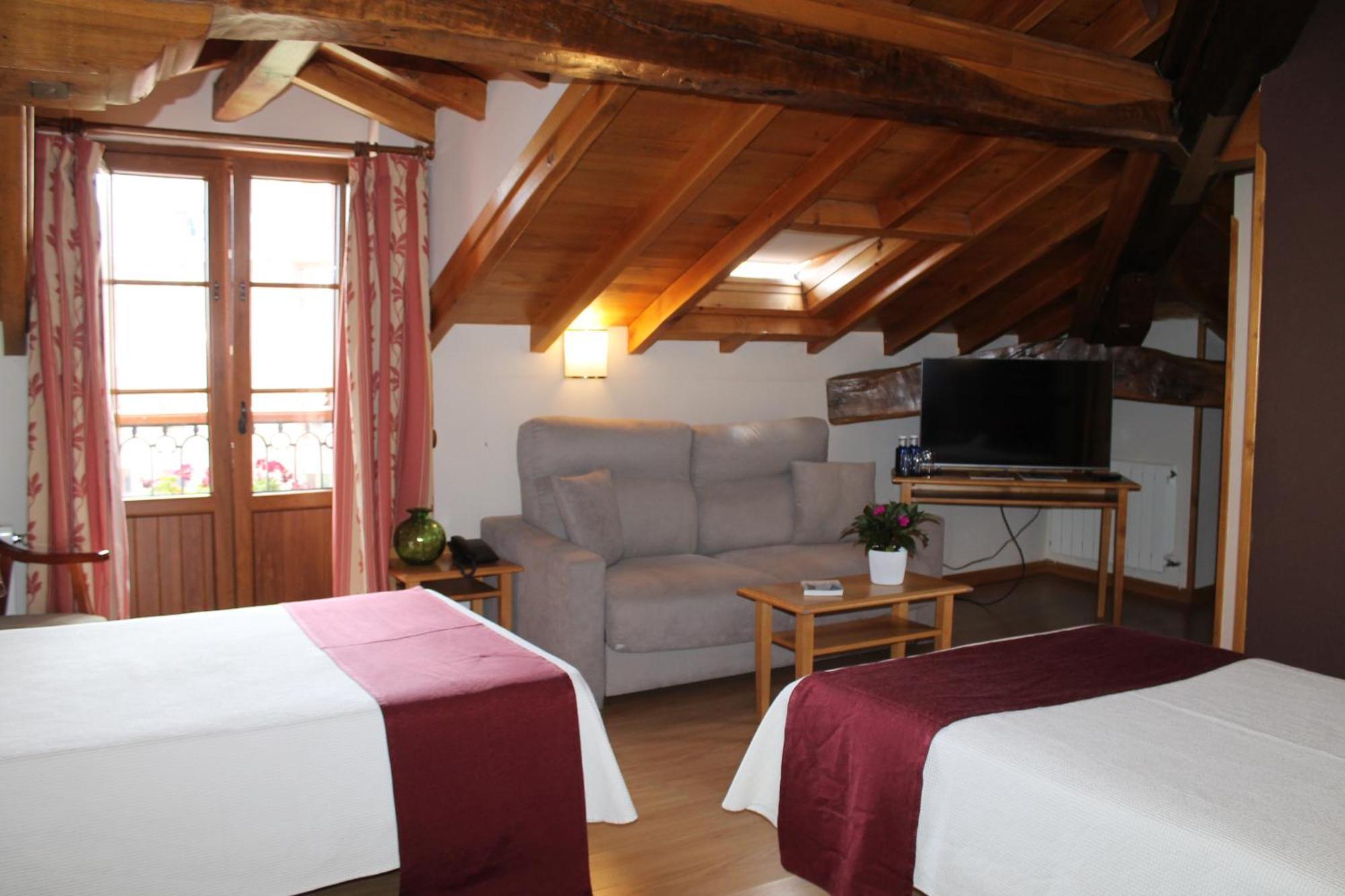 Hotel San Roque رينوسا المظهر الخارجي الصورة