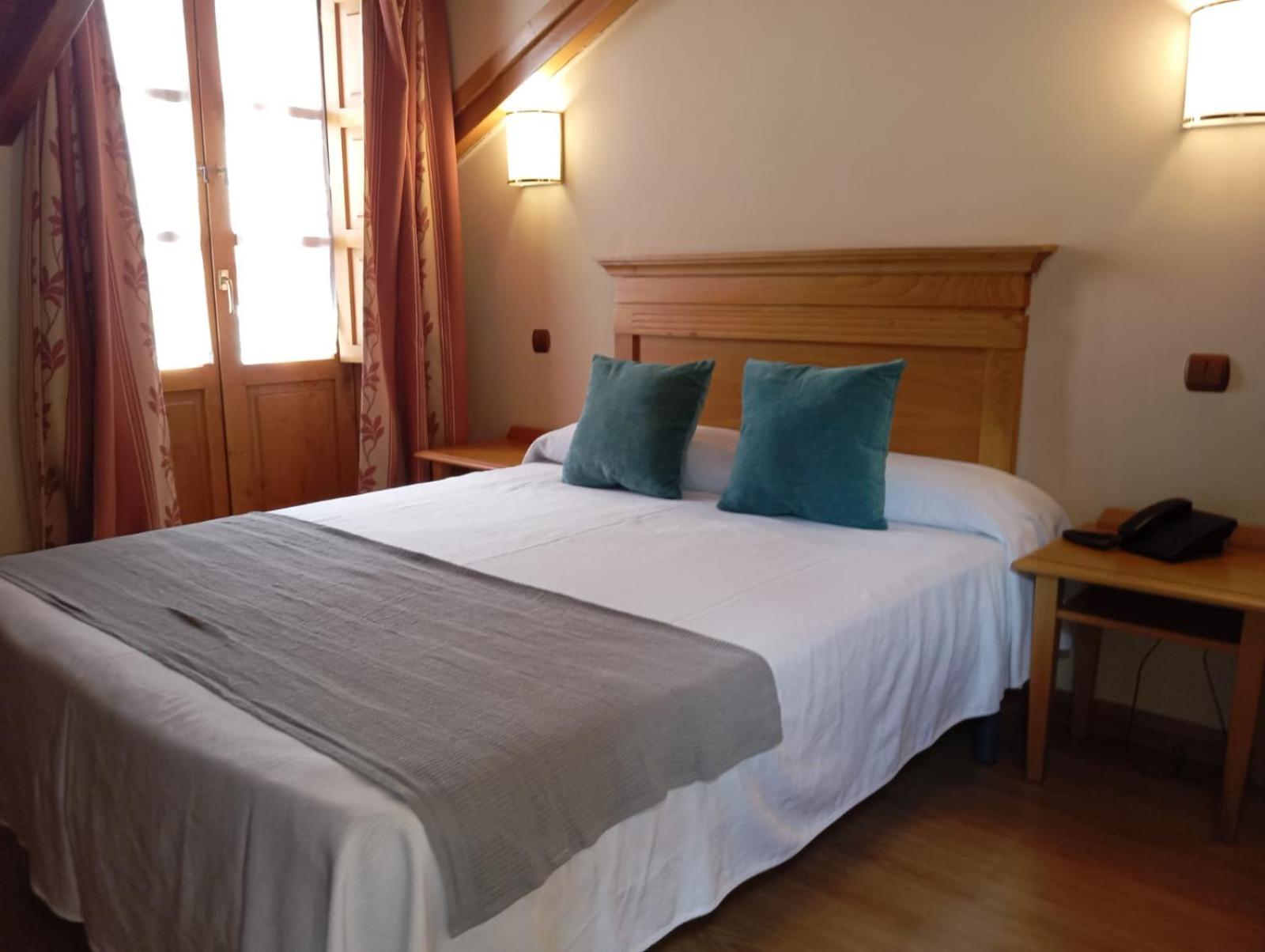 Hotel San Roque رينوسا المظهر الخارجي الصورة