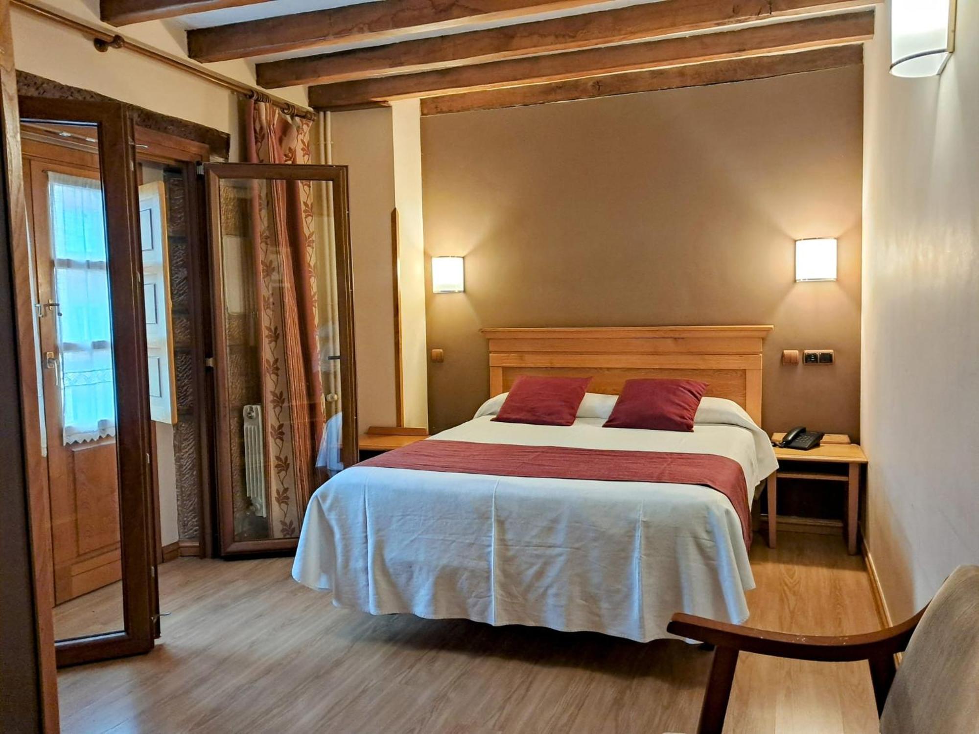 Hotel San Roque رينوسا المظهر الخارجي الصورة