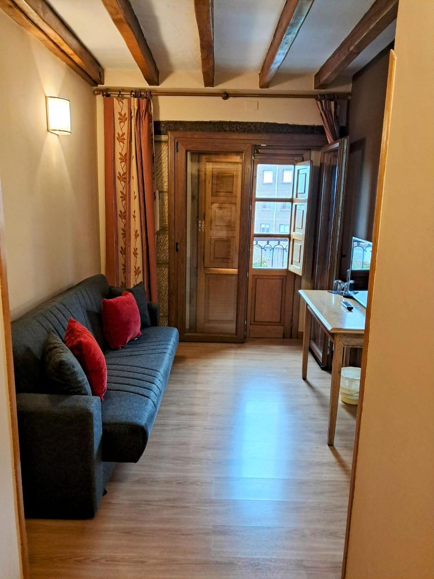 Hotel San Roque رينوسا المظهر الخارجي الصورة