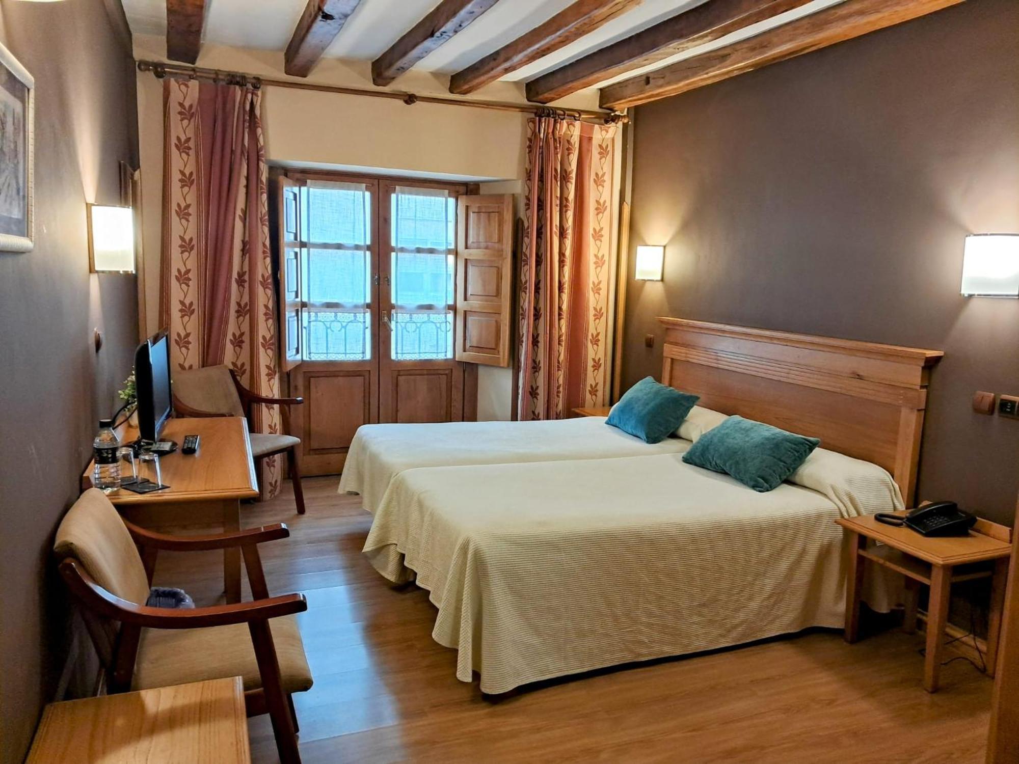 Hotel San Roque رينوسا المظهر الخارجي الصورة